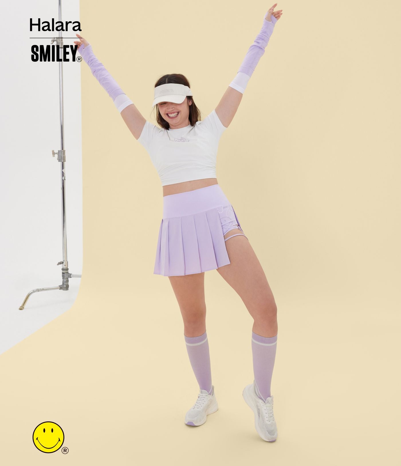 Jupe mini de danse plissée 2-en-1 Halara X Smiley® Breezeful™ taille haute à ourlet asymétrique séchage rapide avec poches