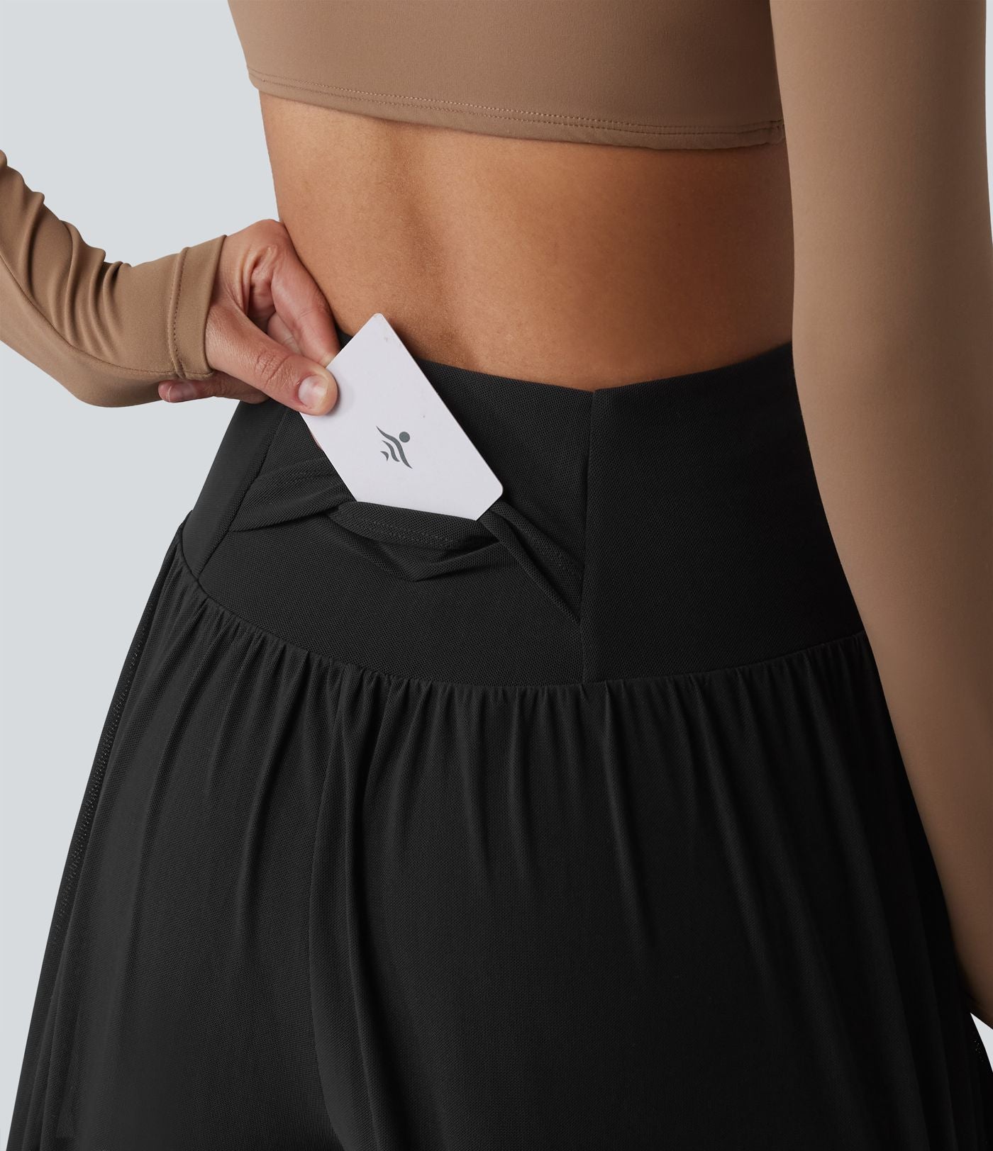 Short de yoga SoftlyZero™ Airy 2-en-1 taille haute avec empiècement mesh contrastant, à effet frais InstantCool et poches 12,5 cm