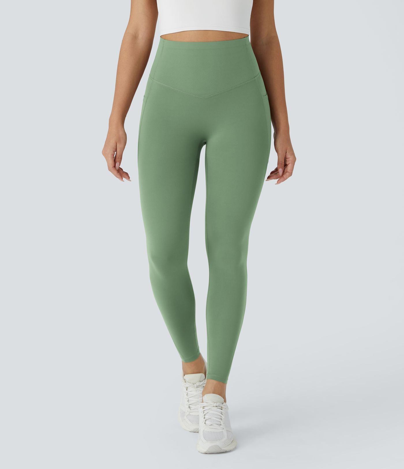 Legging d'entraînement gainant galbant taille haute avec poches Halara UltraSculpt™
