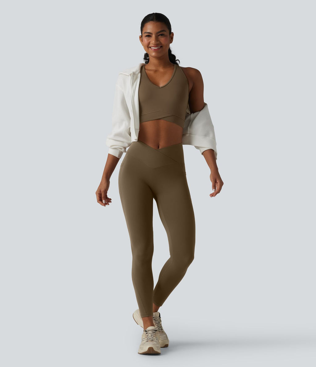 Débardeur de yoga SoftlyZero™ court col V dos nageur ourlet croisé avec brassière intégrée effet frais InstantCool, protection solaire UPF50+