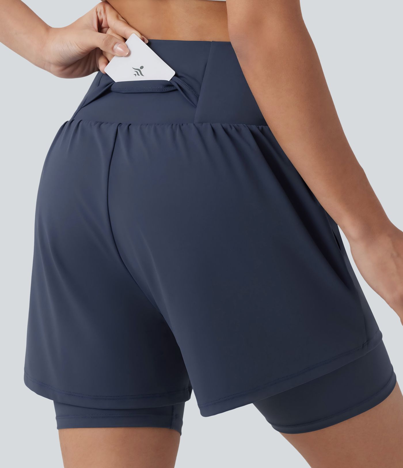 Short de yoga 2-en-1 grande taille à taille très haute en SoftlyZero™ Airy à effet frais InstantCool 17,5 cm avec poches