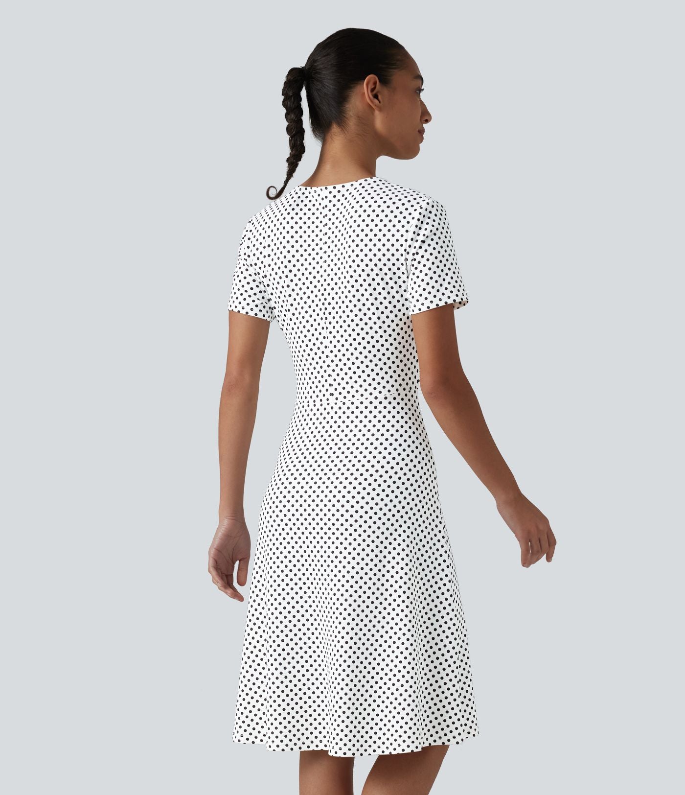 Robe casual à col V, manches courtes et imprimé à pois longueur genou