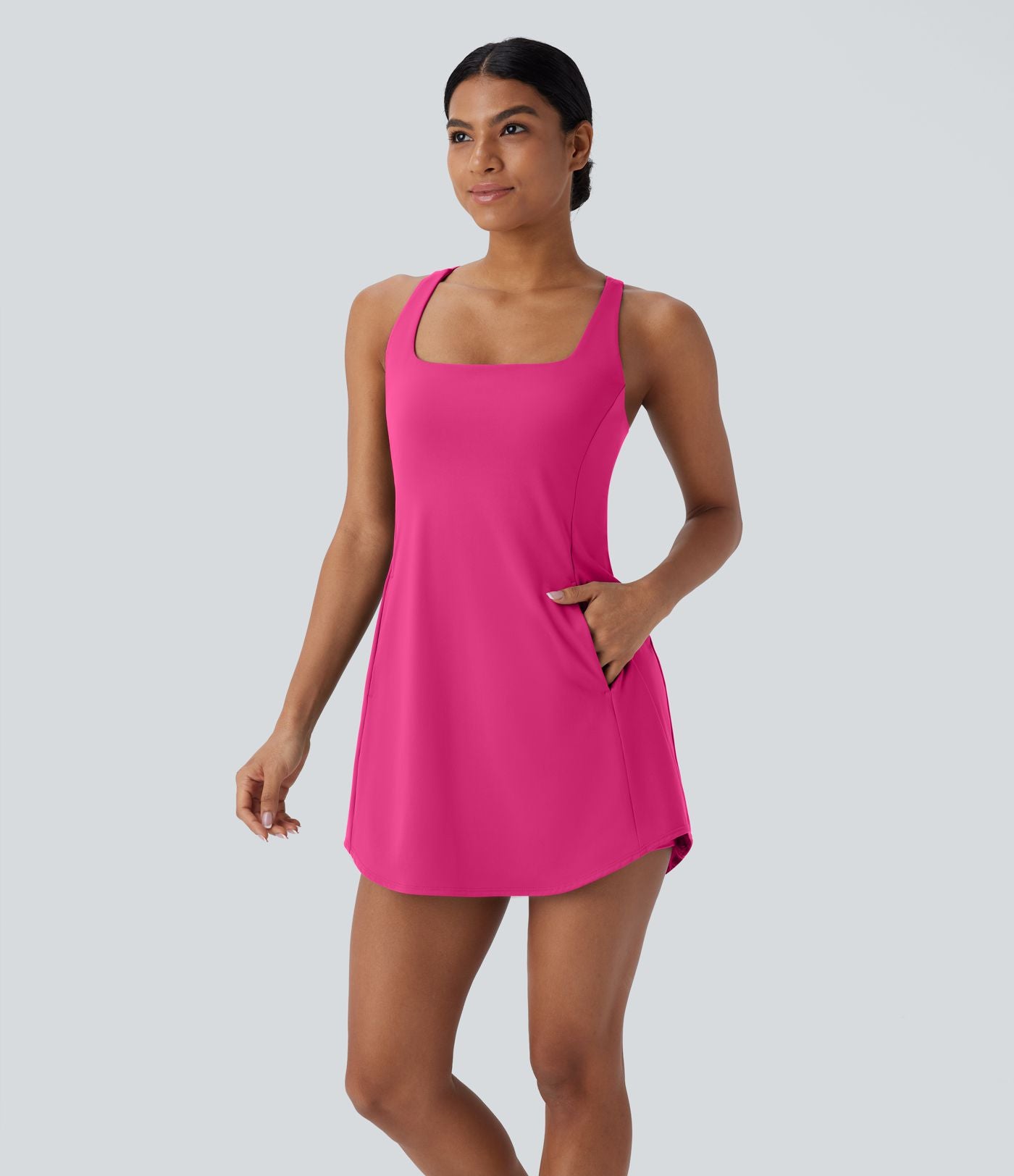 Robe de sport yoga mini 2-pièces SoftlyZero™ Plush à découpes avec poche A-C