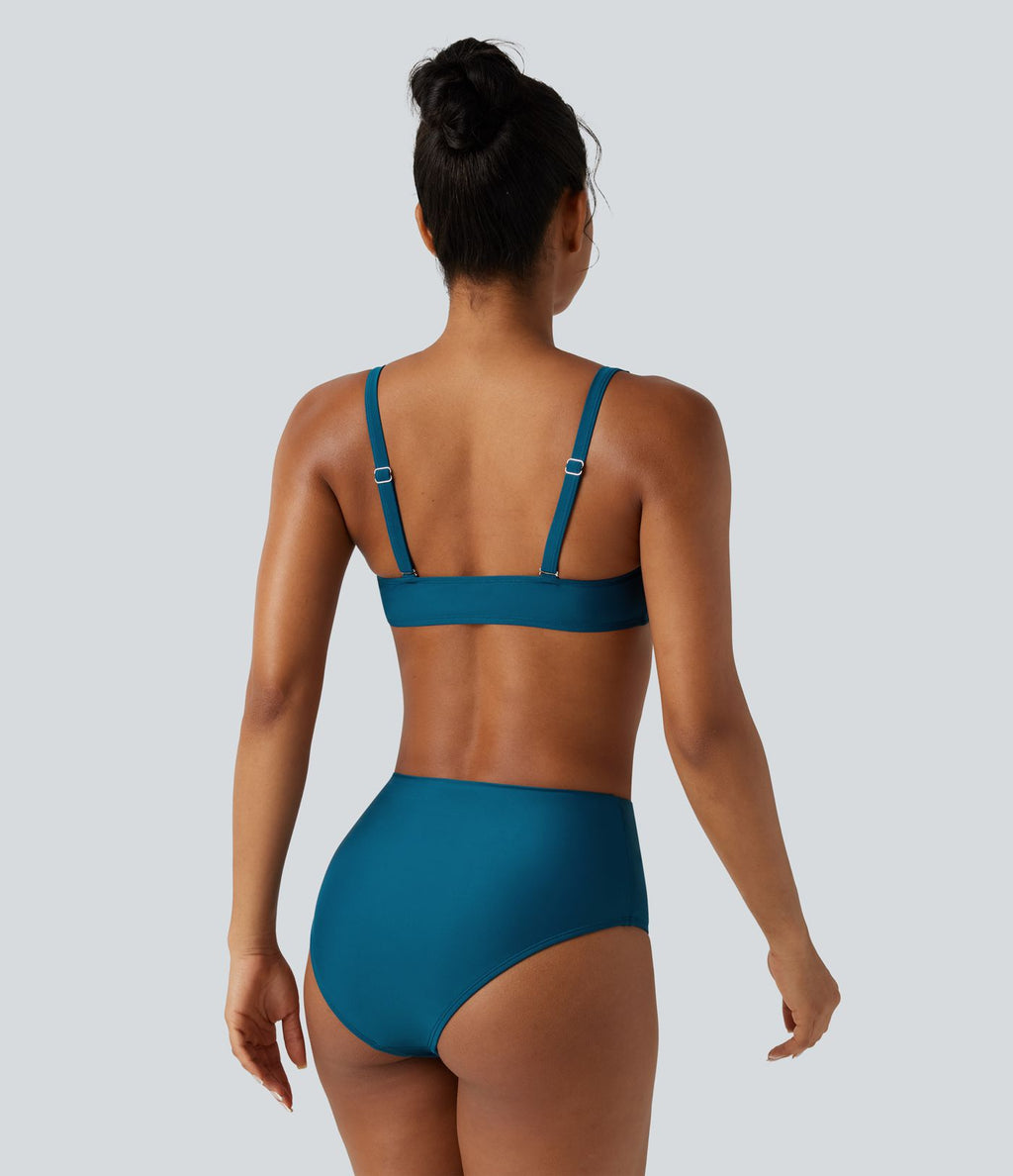 Ensemble bikini push-up gainant avec bretelles ajustables, design torsadé, fronces et brassière intégrée