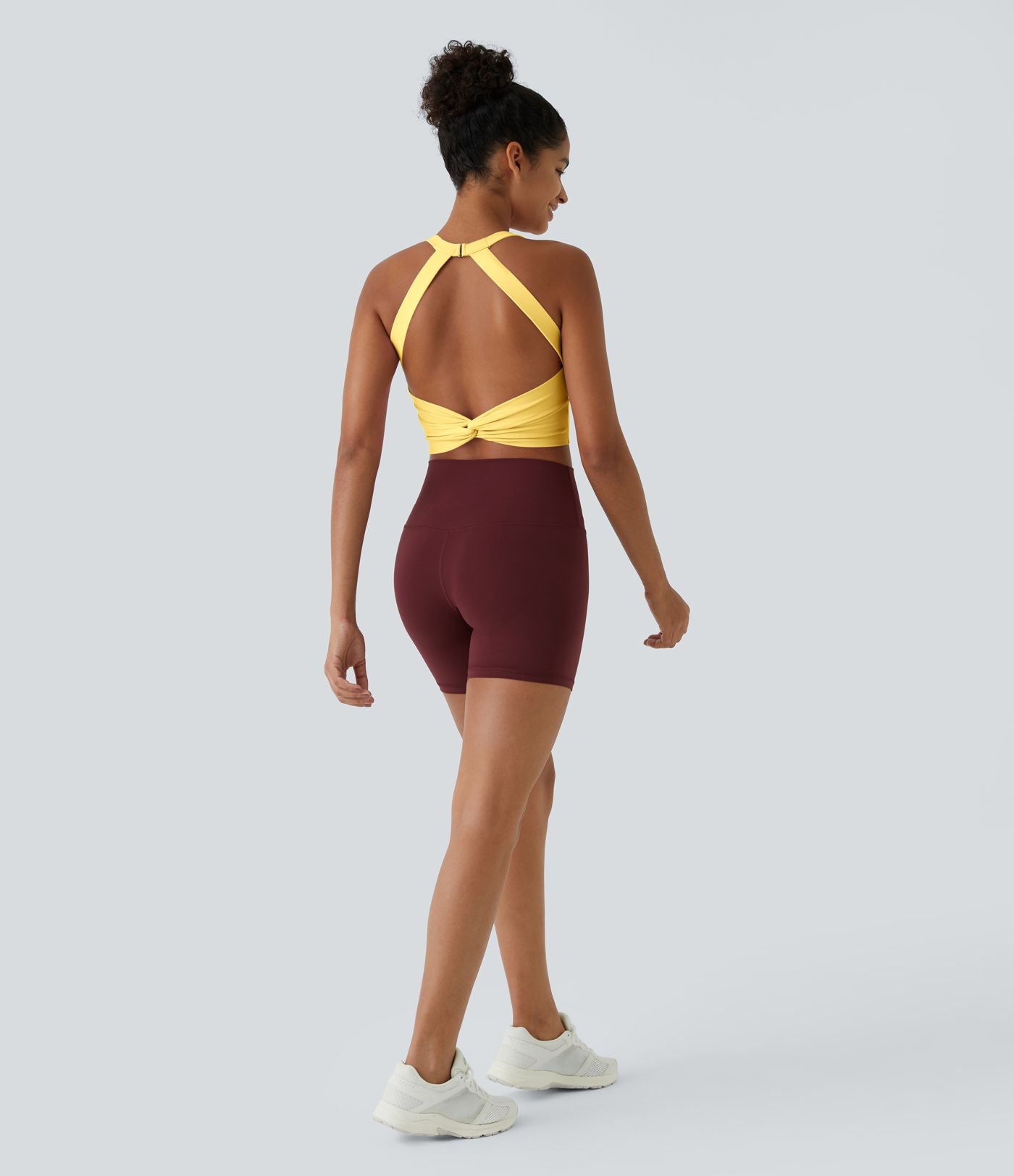 Débardeur yoga court SoftlyZero™ Plush à découpes A-C