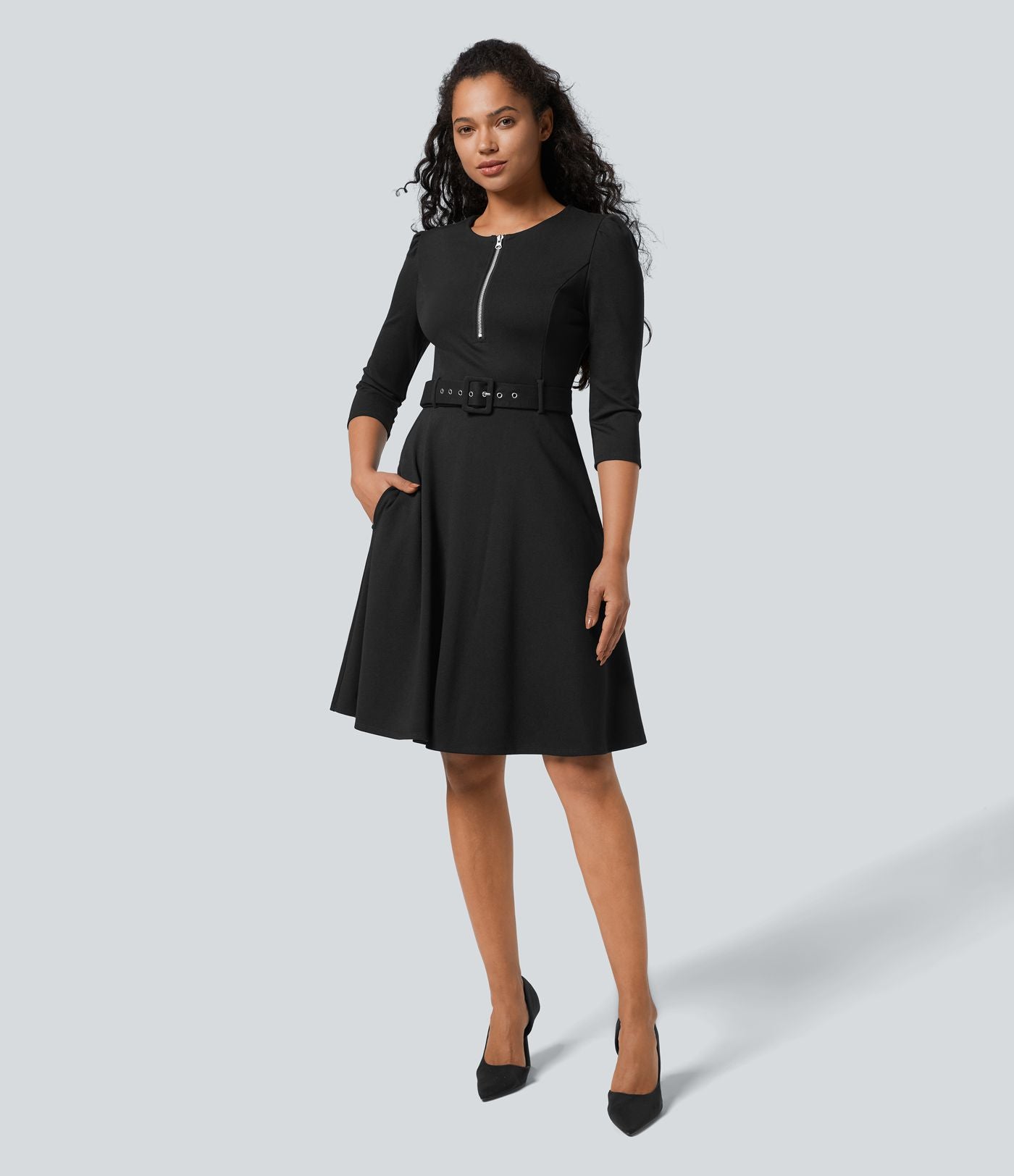 Robe de travail midi fit-and-flare ceinturée zippée col rond avec poches