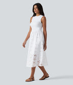 Robe midi de villégiature sans manches col rond à broderie anglaise, avec poches