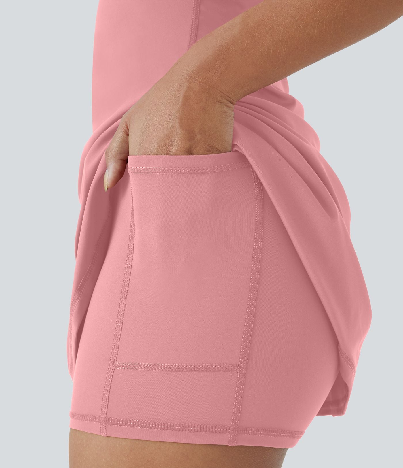 Robe de tennis mini SoftlyZero™ Airy à dos nu avec dos nageur découpé et poches effet frais InstantCool