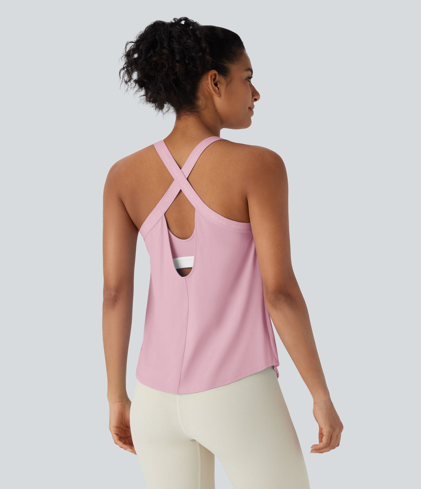 Débardeur yoga dos nu col U avec bretelles croisées, ourlet arrondi et effet frais InstantCool, protection solaire UPF50+