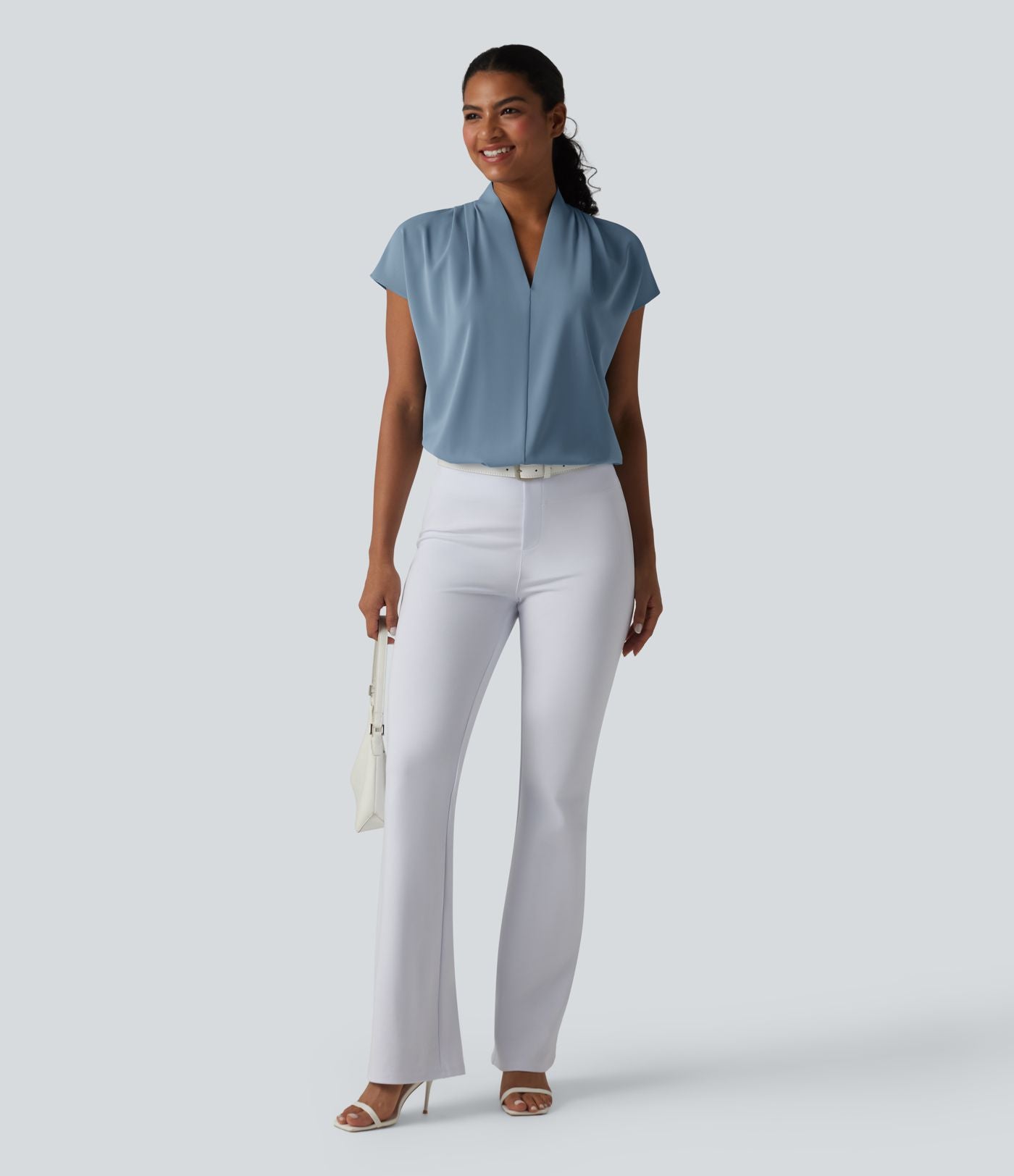 Blouse esprit bureau ample défroissage facile, col V et manches chauve-souris