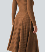 Robe mi-longue évasée maille côtelée à décolleté en V et manches longues