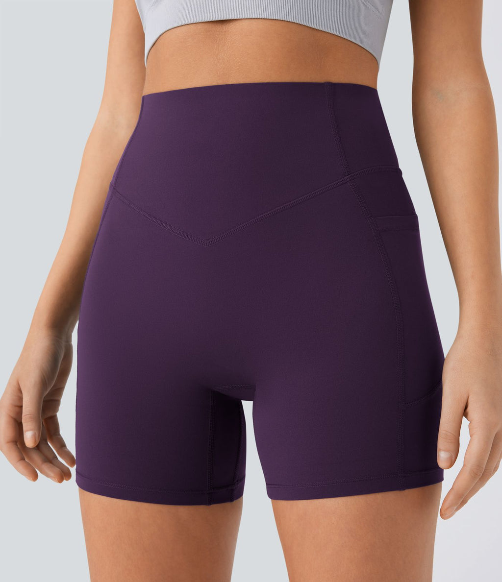 Short cycliste 12,5 cm d'entraînement gainant galbant taille haute avec effet scrunch et poches Halara UltraSculpt™