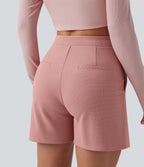 Short ample tailleur mi-taille asymétrique en tissu gaufré 12,5 cm avec poches