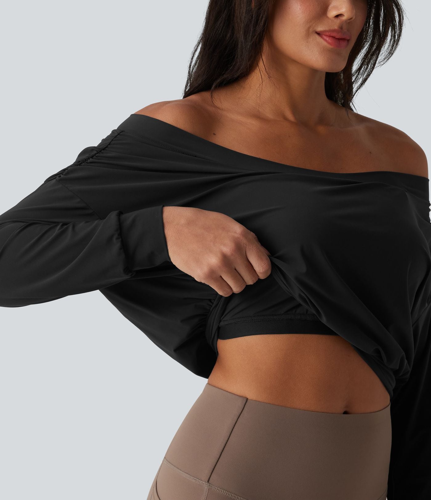Haut de sport yoga épaules dénudées manches longues oversize effet frais InstantCool séchage rapide