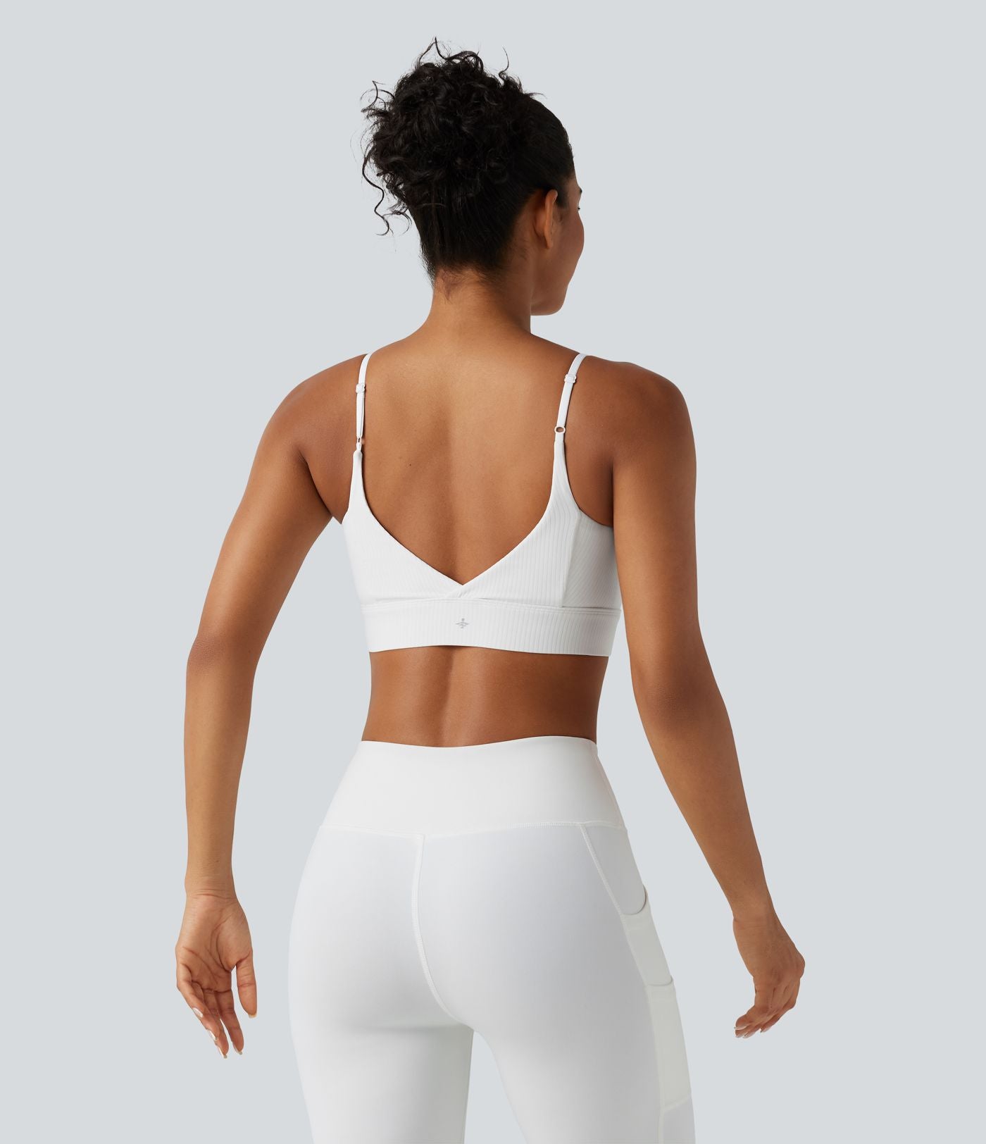 Brassière de yoga en maille côtelée, maintien léger avec coussinets amovibles