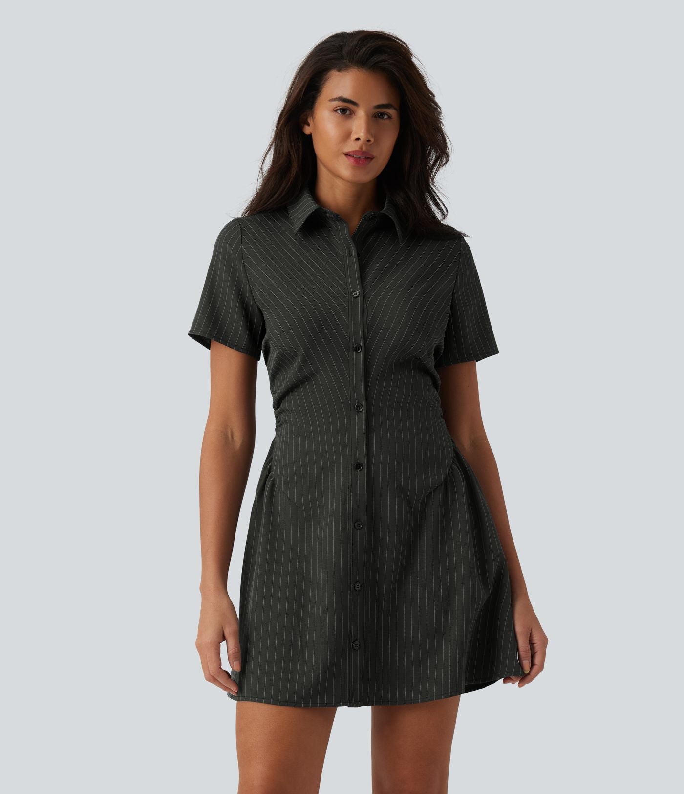Robe chemise courte casual col manches courtes avec fronces et taille cintrée à rayures