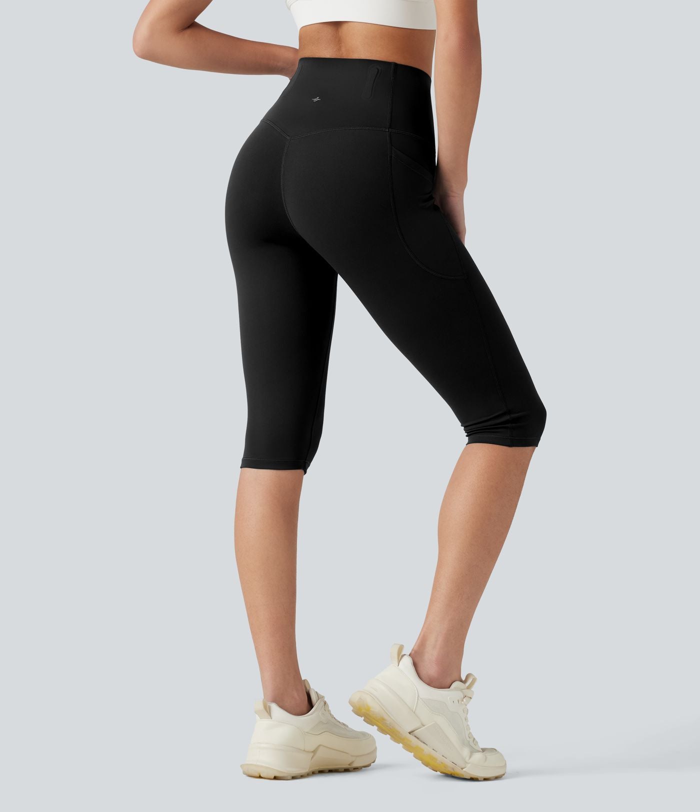 Legging corsaire de sport gainant Halara UltraSculpt™ taille haute, anti-roulis et gainant, avec poches