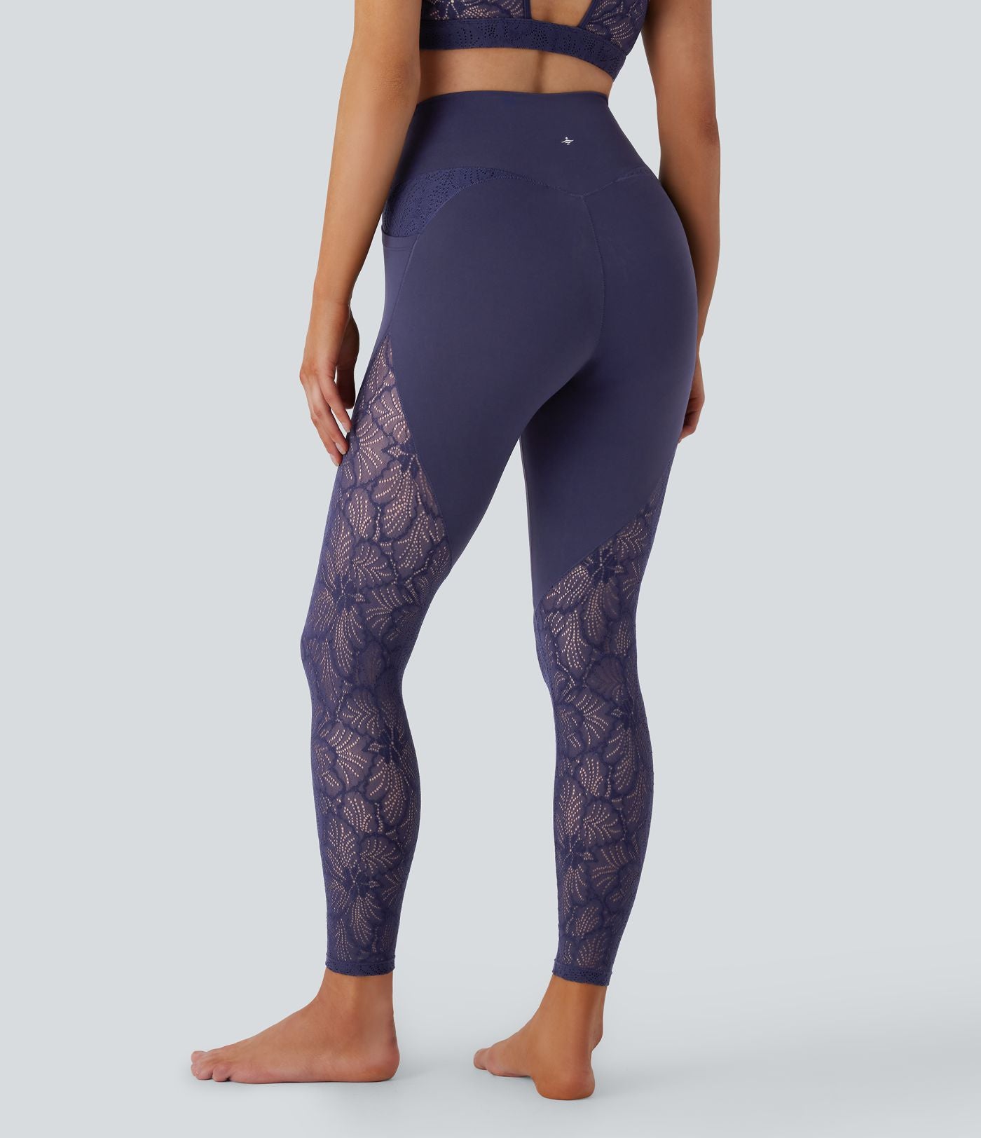 Legging de yoga 7/8 taille haute avec poches latérales, dos croisé et dentelle contrastante Softlyzero™-UPF50+