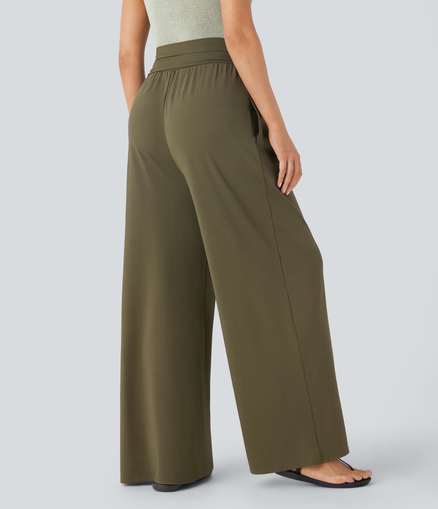 Pantalon large très taille haute gainant avec poches