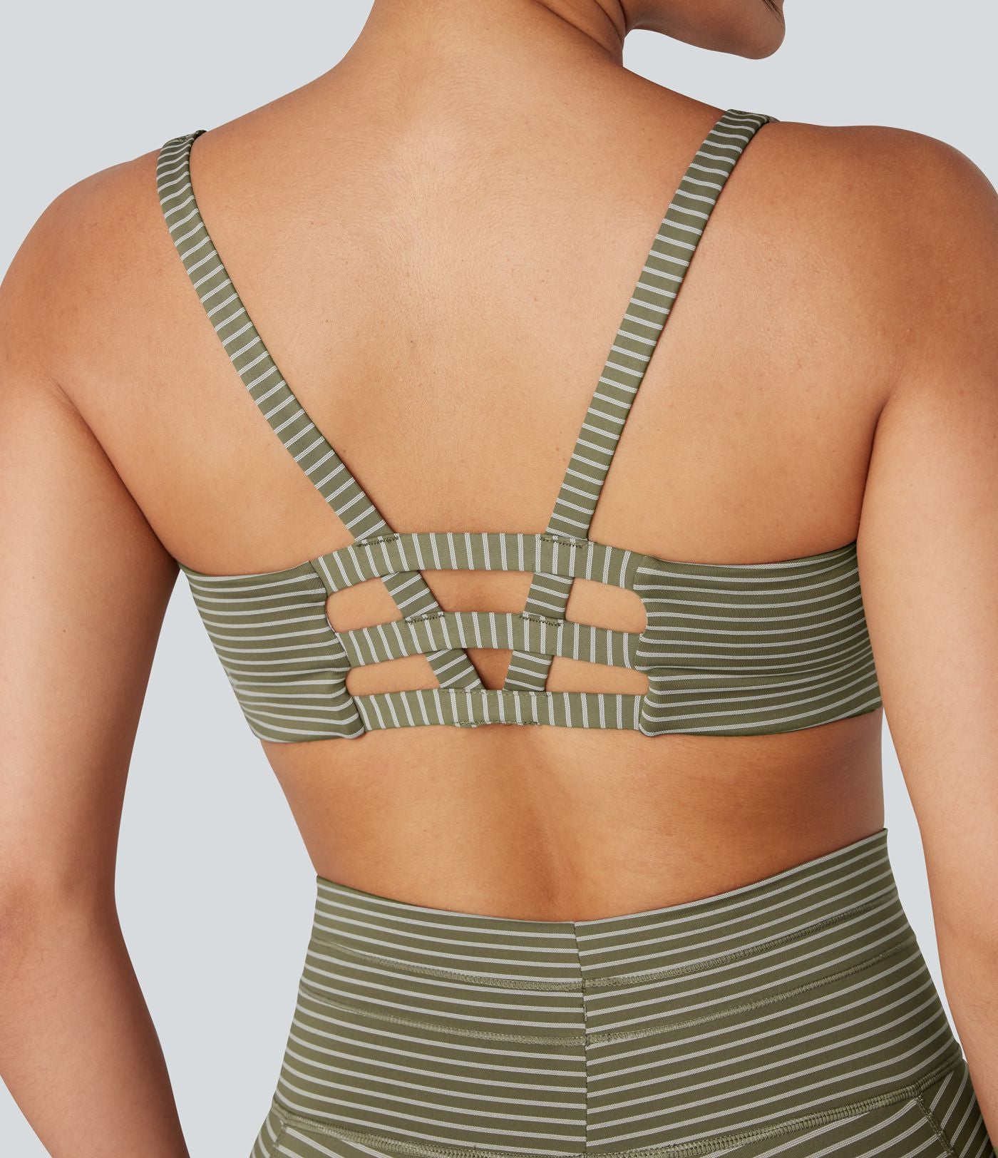 Brassière de sport yoga soutien léger col U à découpes rayé bonnets A-C