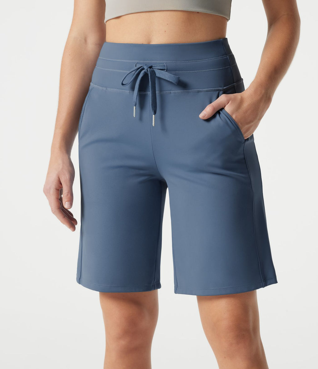 Short de sport SoftlyZero™ en peluche, taille haute, à cordon de serrage et poches
