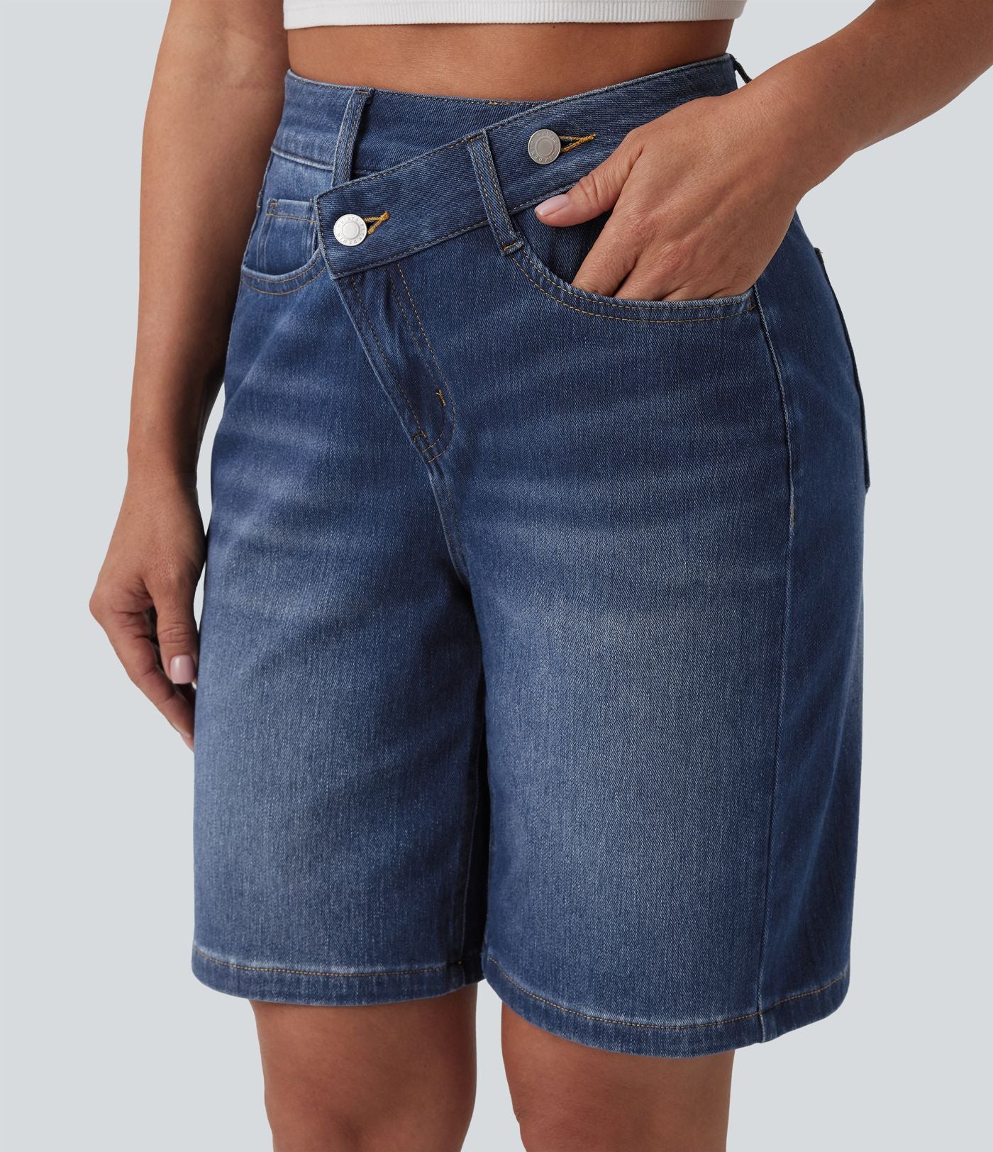 Short denim décontracté Halara Flex™ asymétrique délavé taille haute 23 cm avec poches