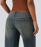 Halara Flex™ Jean large asymétrique taille basse avec bouton, fermeture éclair et poches multiples, délavé et extensible en maille