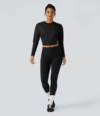 Top de sport yoga court froncé col rond manches longues