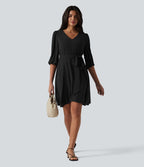 Robe courte casual col V à manches trois-quarts bouffantes, ceinturée