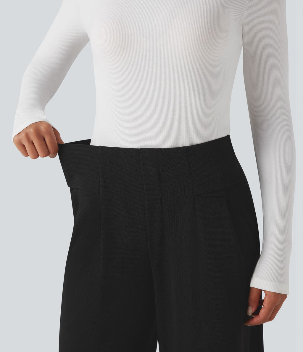 Pantalon tailleur ample taille haute en tissu gaufré avec poches Halara Flex™