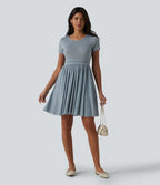 Robe casual mini fluide col rond à manches courtes avec mesh contrasté