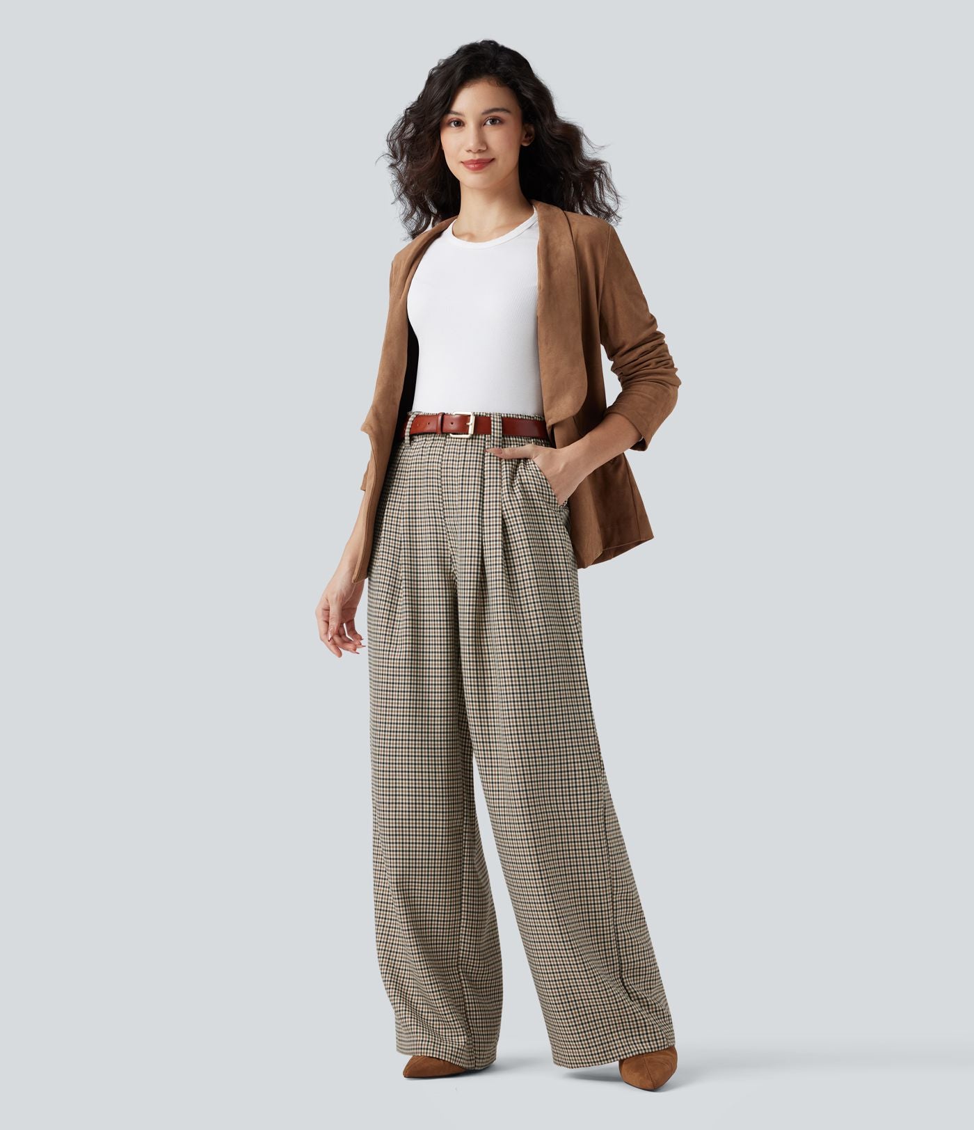 Pantalon tailleur ample taille haute à carreaux avec poches