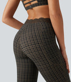 Legging yoga flare Halara UltraSculpt™ taille haute en V à motif tartan avec dentelle contrastée et poches