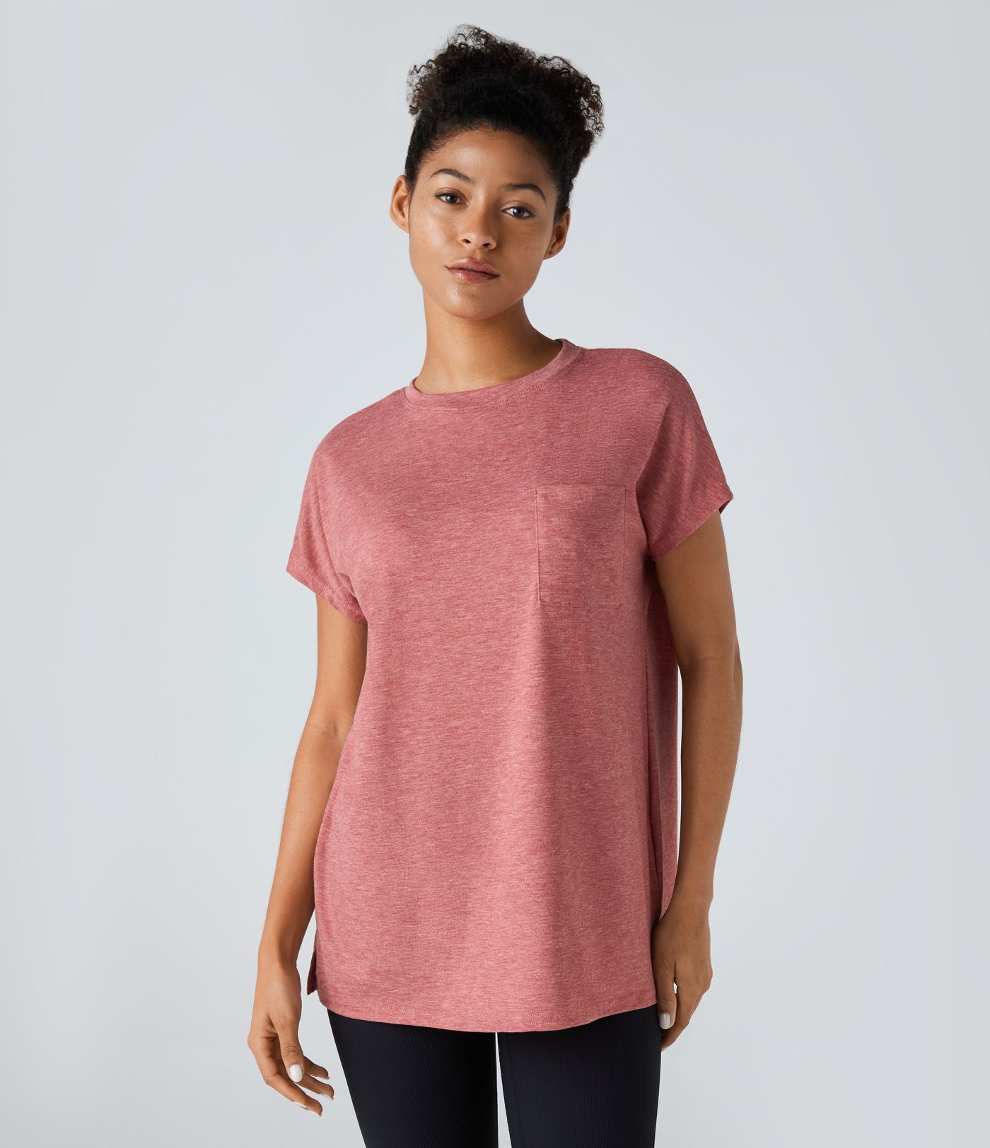 T-shirt Casual Relax à Col Rond Poche Poitrine Ourlet Fendu