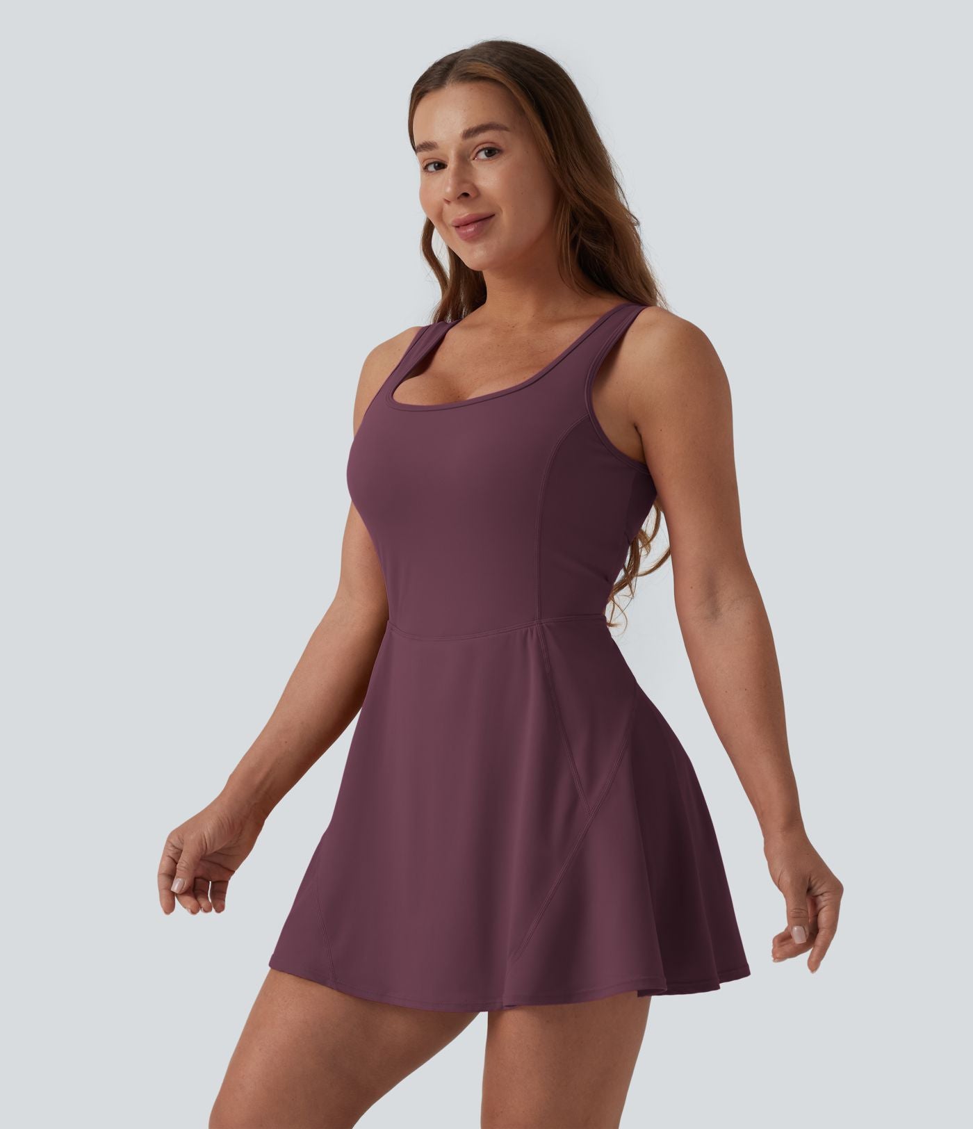 Robe de sport mini 2-en-1 SoftlyZero™ Airy col U poches effet frais InstantCool danse bonnets E-G, accès facile Easy Peasy