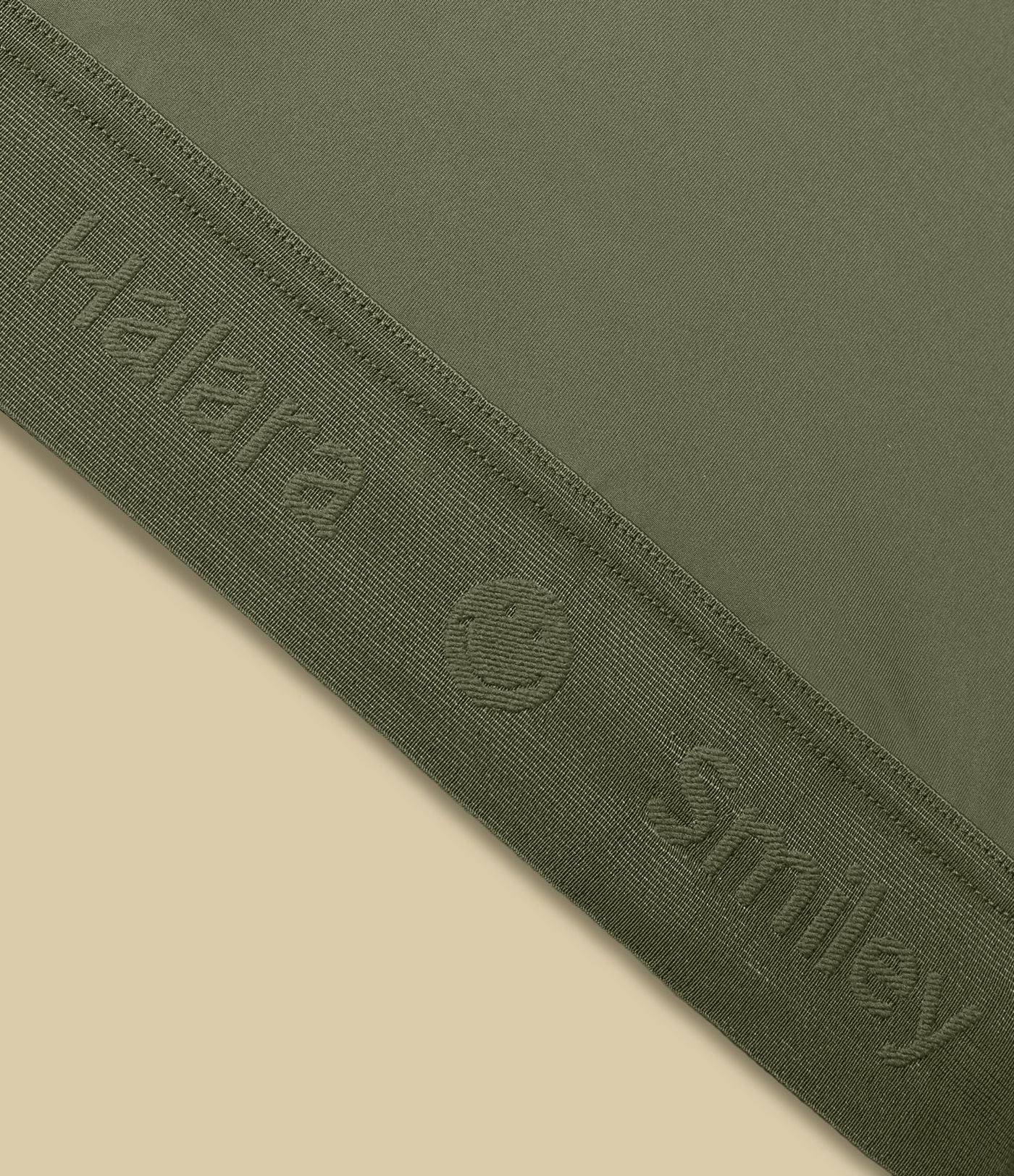 Brassière de sport training Halara X Smiley® SpeedWave™ maintien moyen à séchage rapide – Bonnets A à D