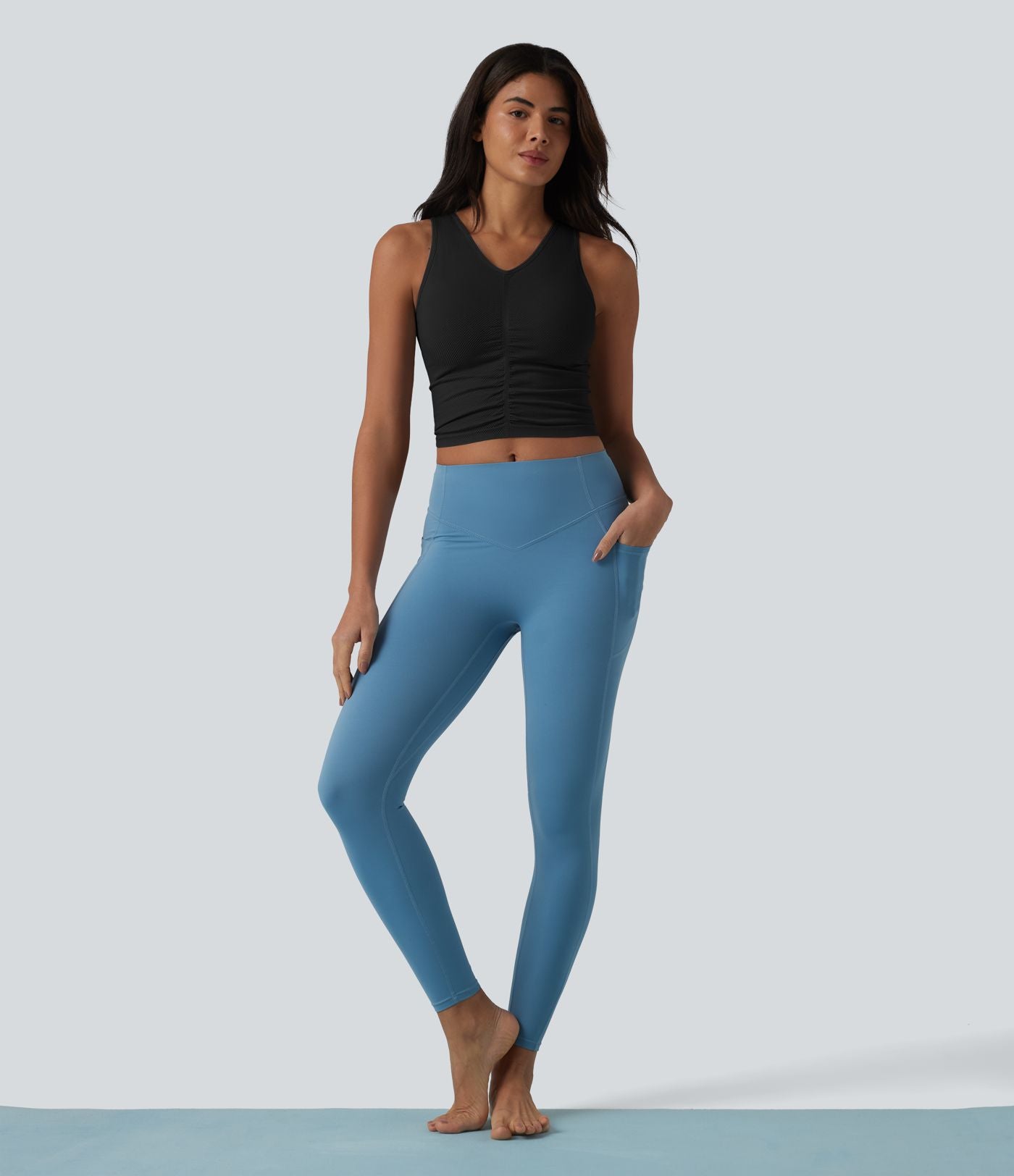 Débardeur crop de yoga OneForm Seamless Flow col V froncé
