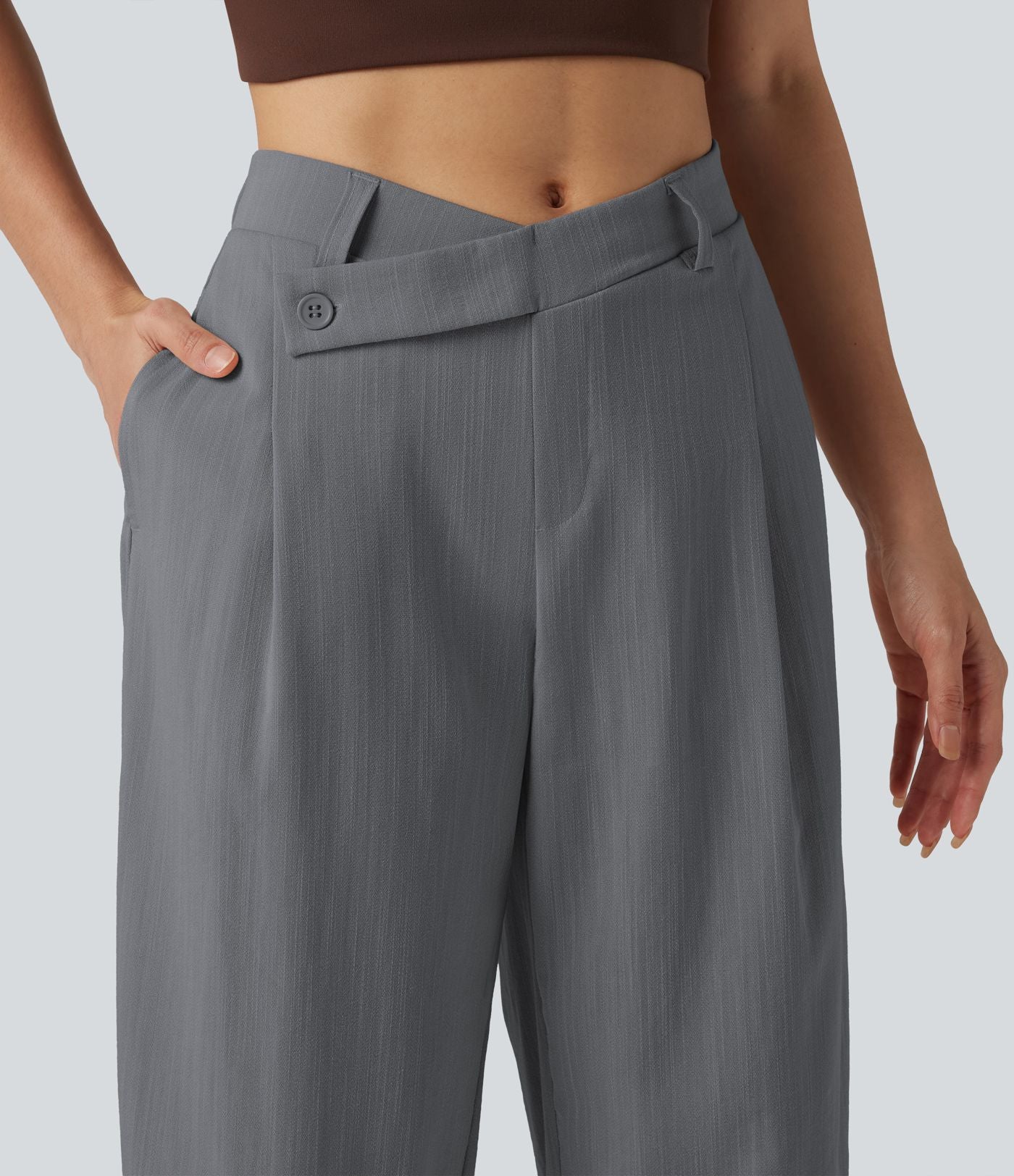 Pantalon tailleur asymétrique effet lin, taille moyenne, coupe ballon, à poches