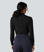 Chemise esprit bureau défroissage facile avec col lavallière, manches longues bouffantes et zip invisible au dos