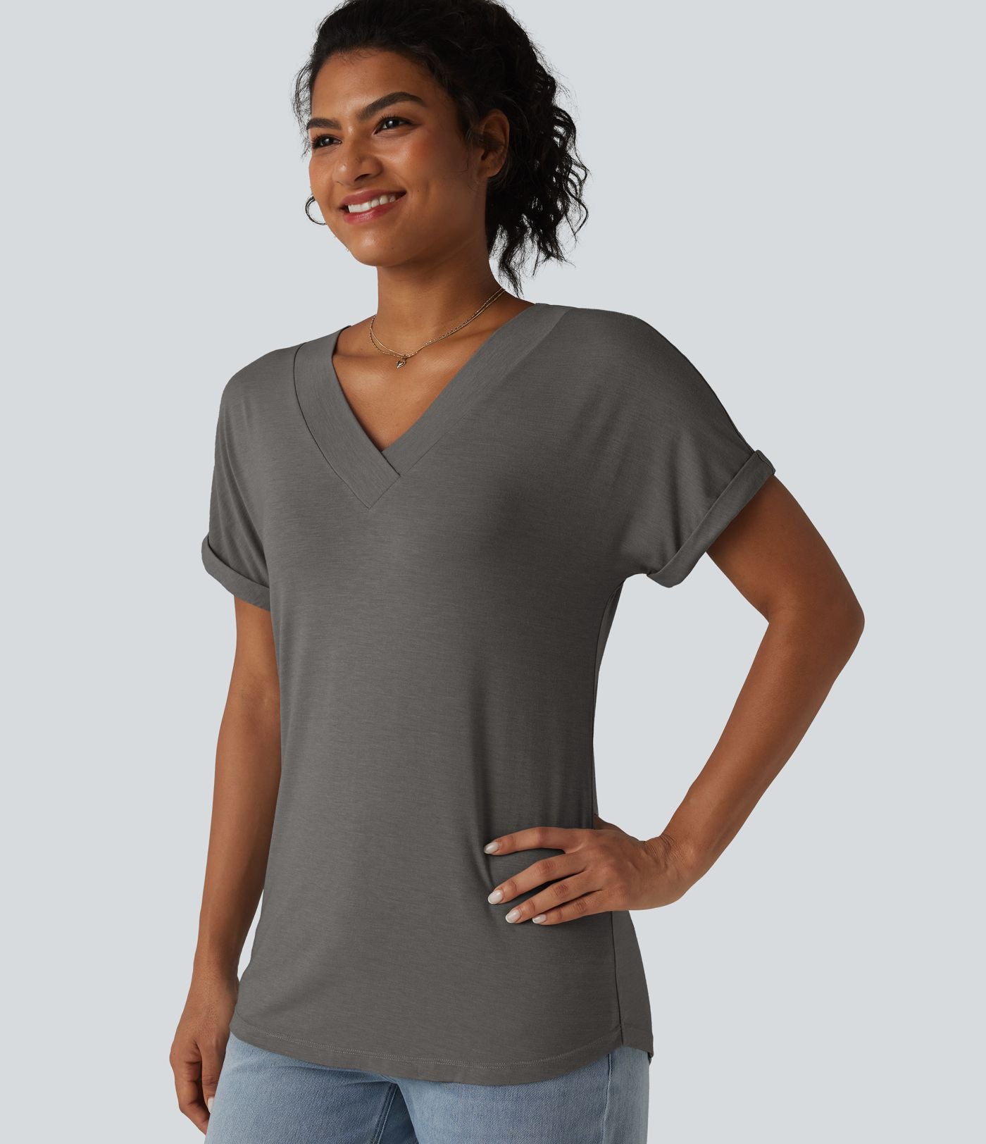 T-shirt décontracté col V à manches chauve-souris courtes
