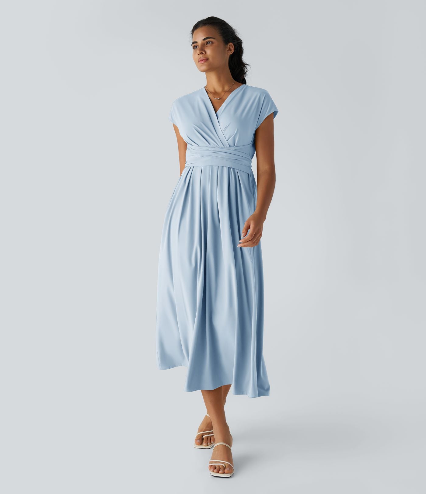 Breezeful™ Robe Mi-Longue Col en V Manches Courtes Poche Latérale Nouée au Dos Séchage Rapide