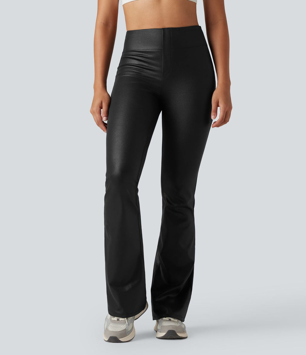 Pantalon de yoga à coupe bootcut gainant taille haute brillant effet cuir avec poches Halara Ultrasculpt™