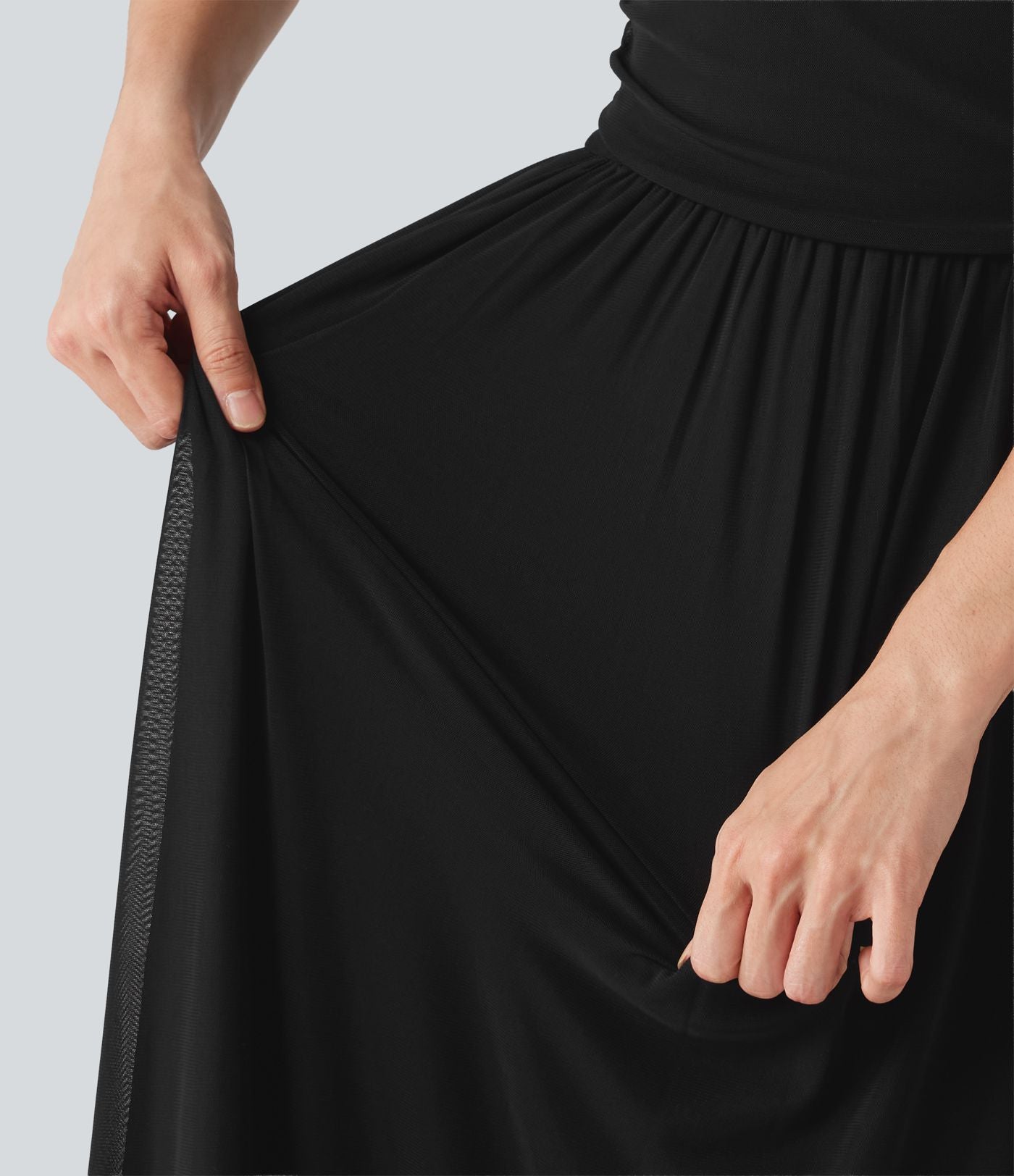 Robe maxi fluide sans manches à encolure U, superposition en mesh, poches et coussinets amovibles