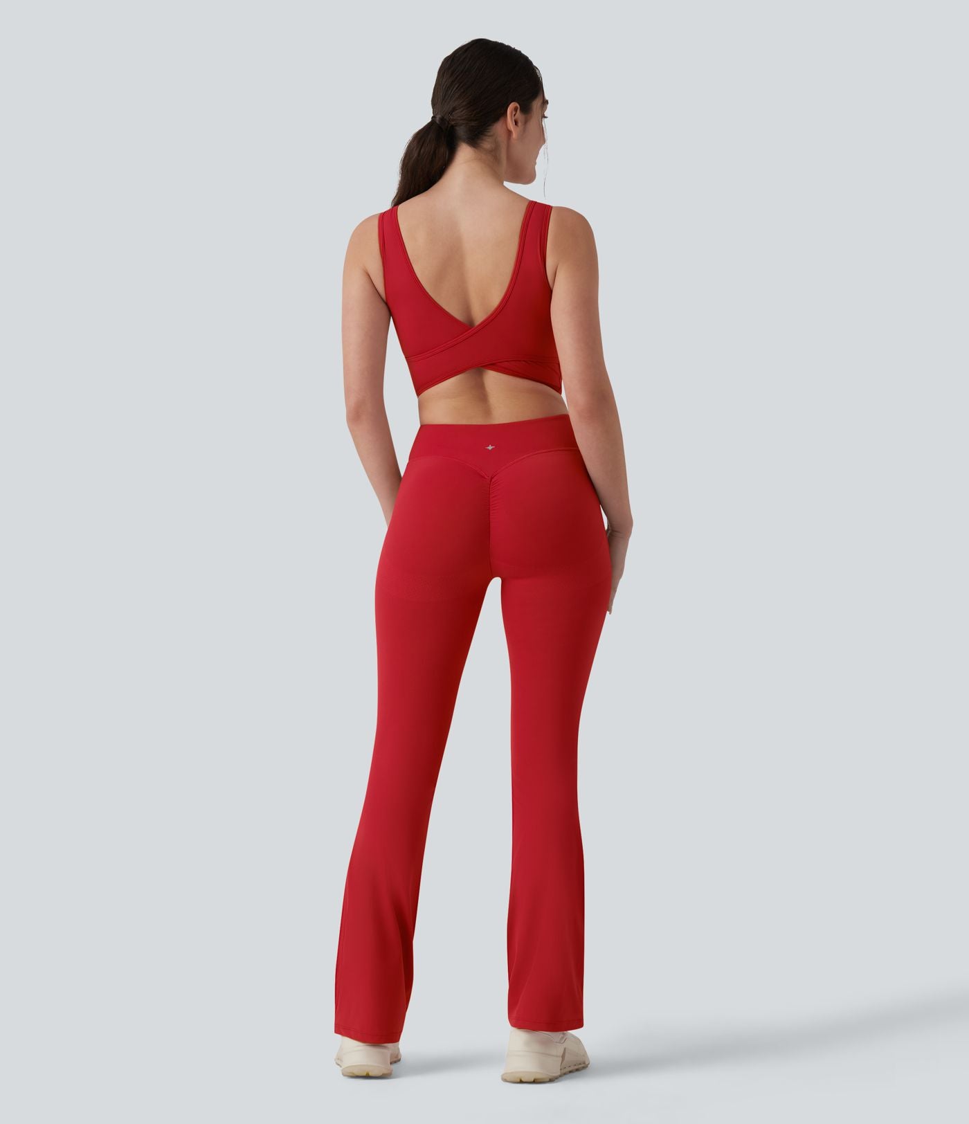 Combinaison d'entraînement Halara UltraSculpt™ évasée dos nu croisé gainante galbante avec fronces et coussinets fixes avec poches - Easy Peasy