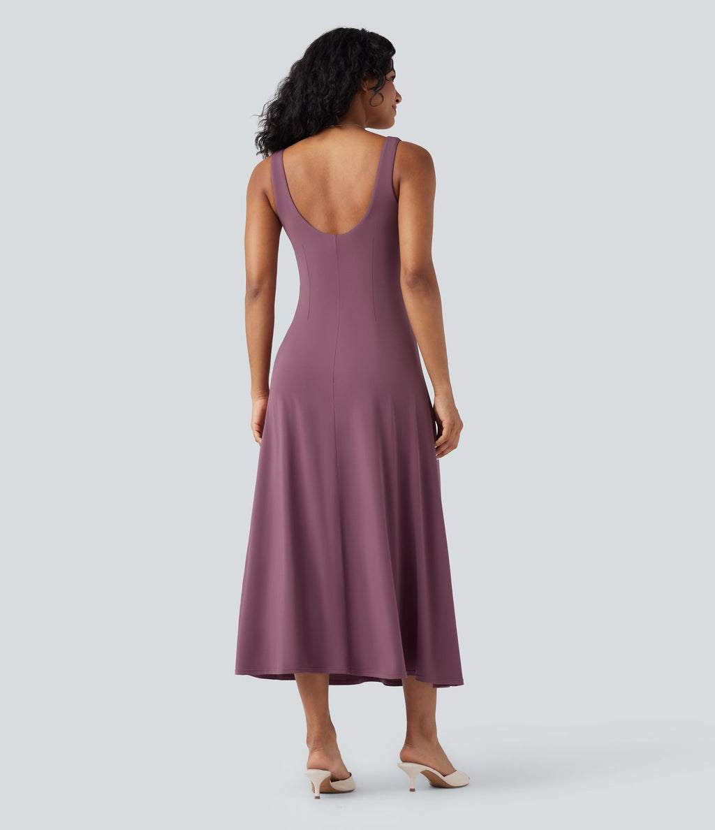 Robe midi sans manches à encolure carrée et dos échancré avec fente