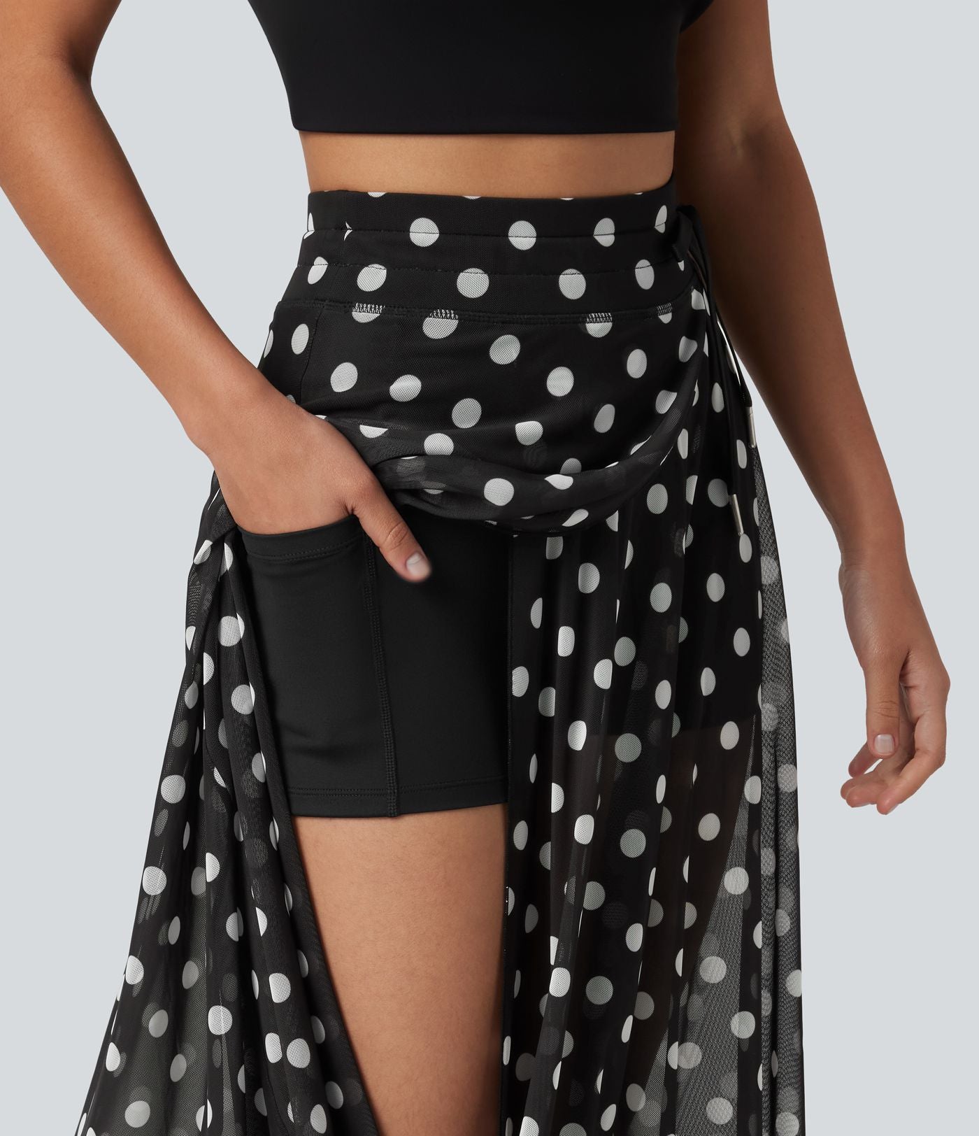 Jupe-short midi fluide évasée taille haute style vacances en mesh à pois avec cordon de serrage et poches