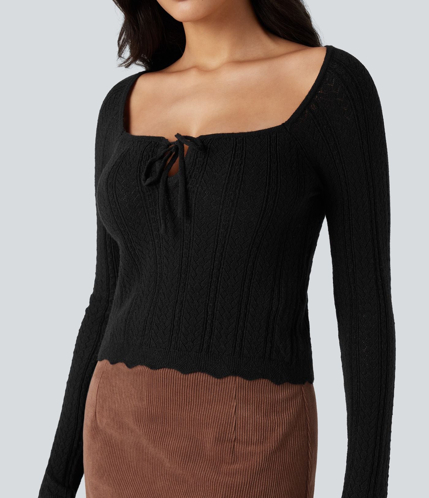 Pull ajouré col carré manches raglan ourlet festonné