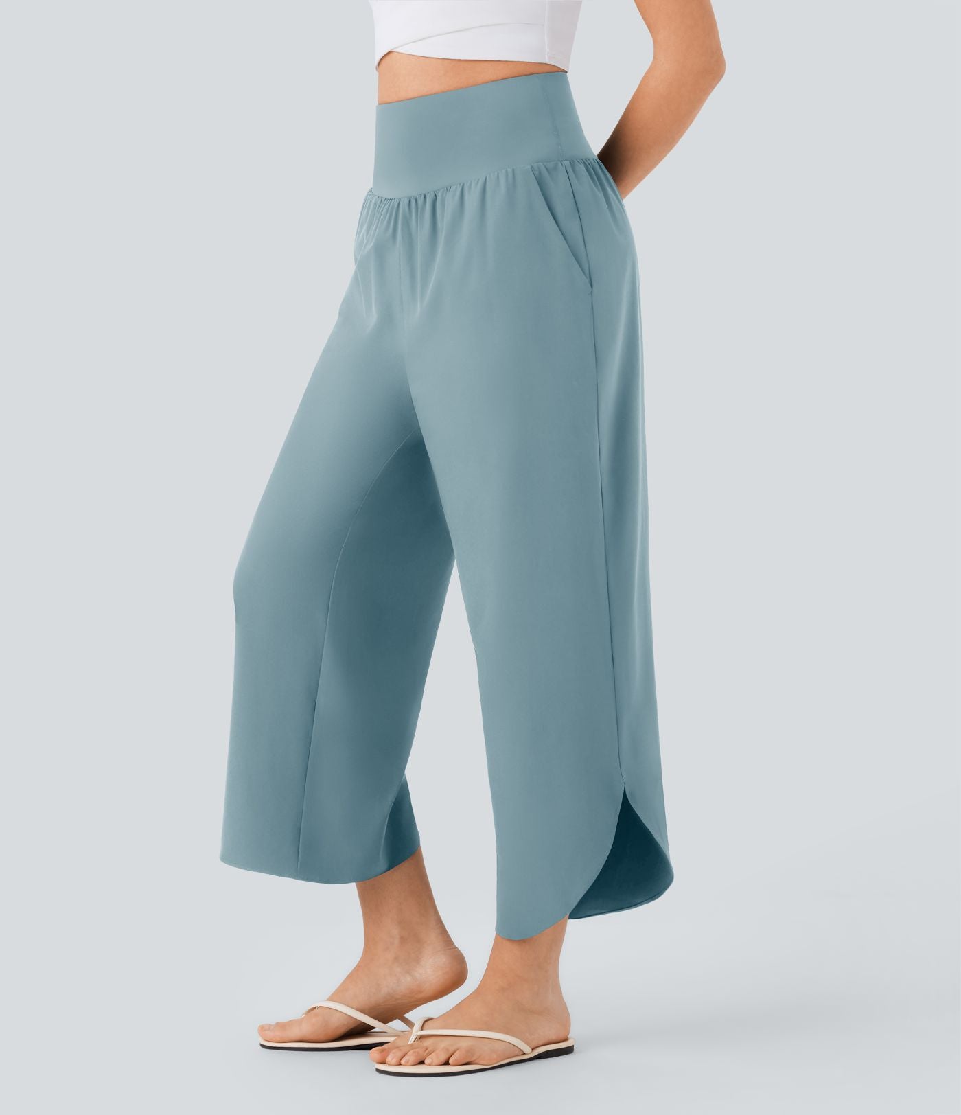 Pantalon fluide resort Breezeful™ à séchage rapide, coupe fendue et effet ventre plat