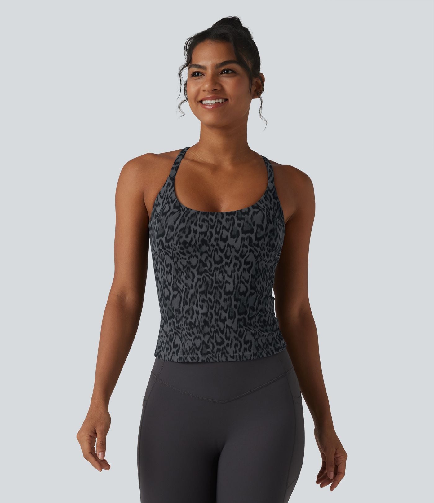 Halara UltraSculpt™ Débardeur de yoga imprimé léopard col rond échancré soutien-gorge intégré ourlet croisé