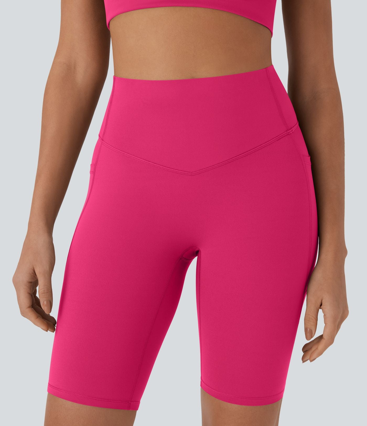 Short cycliste 22,8 cm d'entraînement gainant taille haute avec poches Halara UltraSculpt™
